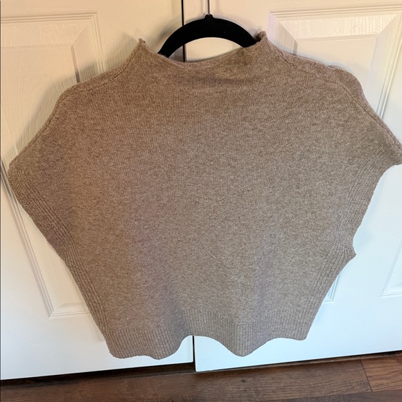 Express Tan Knit Sweater - Picture 3 of 3